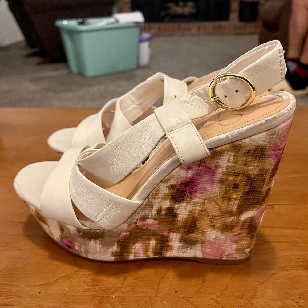🌸 Jessica Simpson Womens High Claria Wedge Size 7M Ivory Strap Summer! 🌸